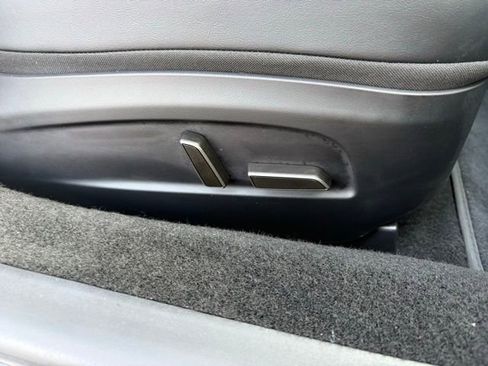 Used 2025 Tesla Model 3 Long Range image 28