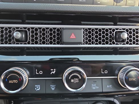 Used 2025 Honda Civic Sport image 30