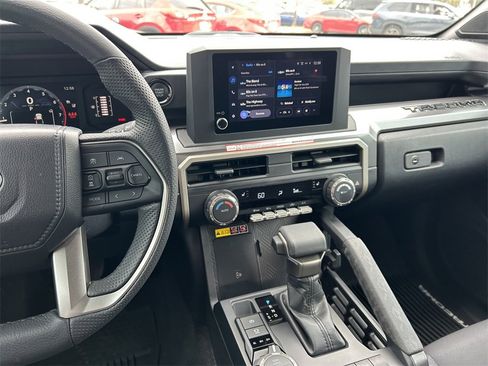Used 2025 Toyota Tacoma SR5 image 18