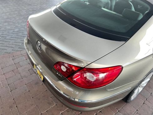 Used 2012 Volkswagen CC Sport FWD image 18