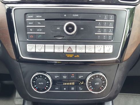 Used 2017 Mercedes-Benz GLS 450 4MATIC image 18