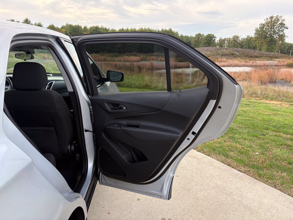 Used 2019 Chevrolet Equinox LT AWD/4WD image 30