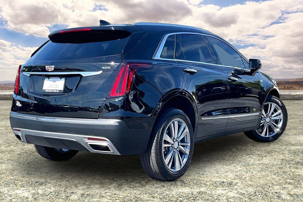 Certified 2025 Cadillac XT5 Premium Luxury FWD image 5