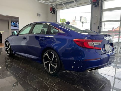 Used 2019 Honda Accord Sport image 4