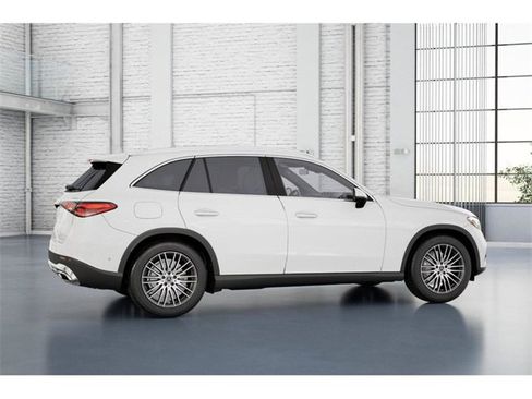 New 2026 Mercedes-Benz GLC 300 4MATIC image 18
