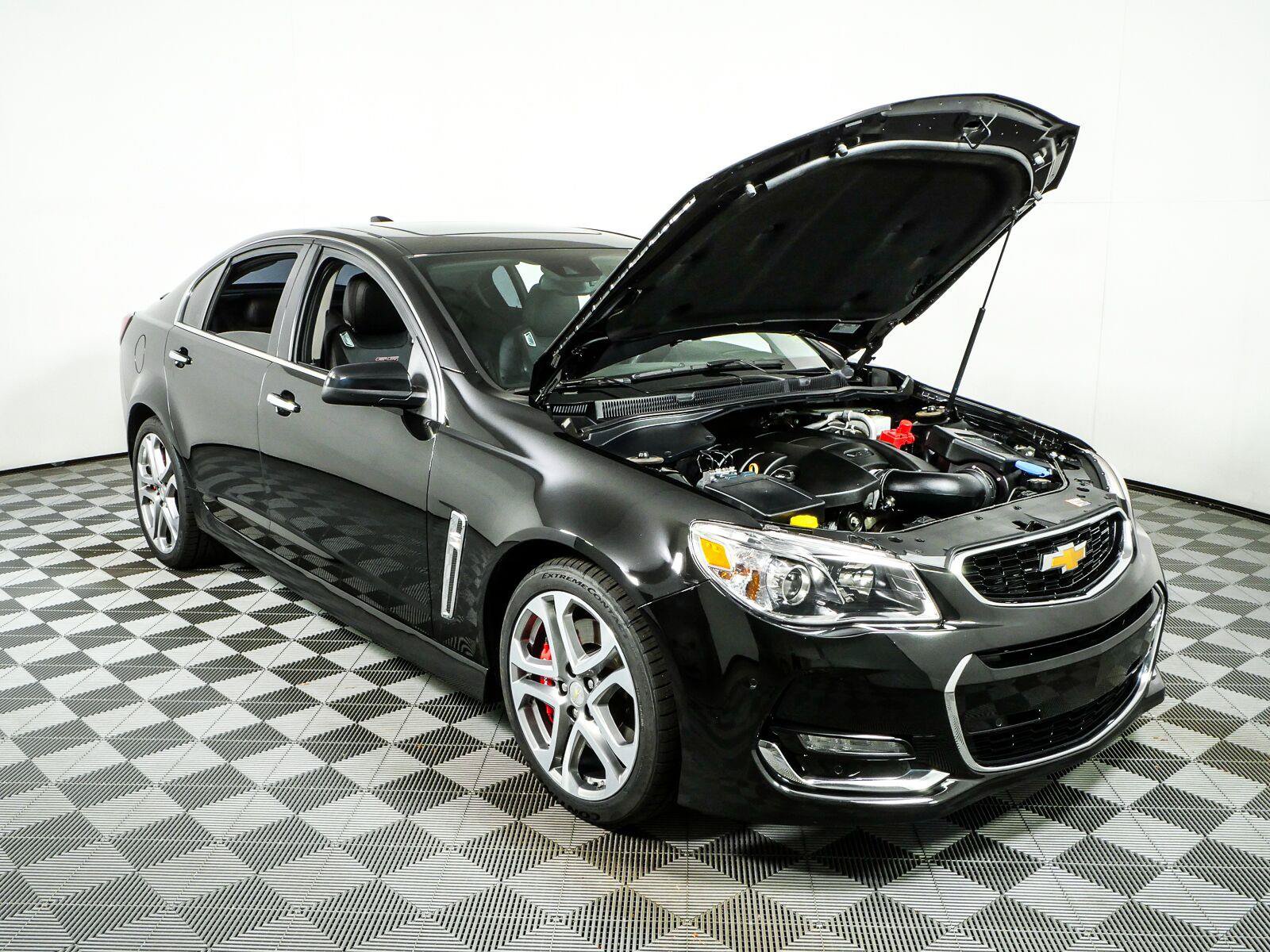 Used 2017 Chevrolet SS RWD image 35