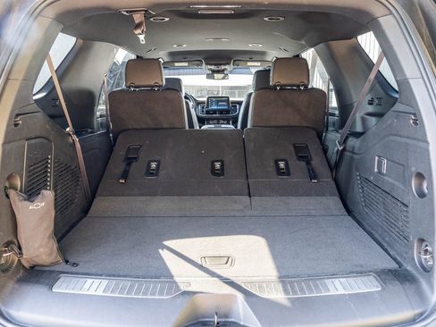 Used 2024 Chevrolet Tahoe Z71 AWD/4WD image 18