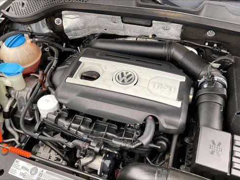 Used 2012 Volkswagen Beetle Turbo image 30