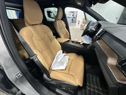 Used 2022 Volvo XC60 B5 Inscription AWD/4WD image 32