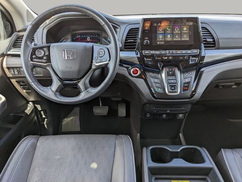 Used 2023 Honda Odyssey Elite image 14
