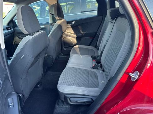 Used 2020 Ford Escape SE FWD image 10
