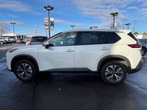 Used 2021 Nissan Rogue SV AWD/4WD image 8