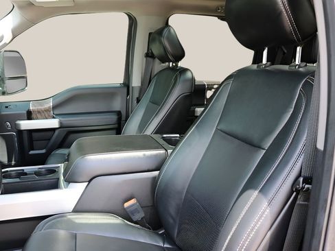 Used 2019 Ford F350 Lariat w/ Lariat Ultimate Package AWD/4WD image 15