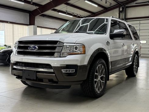 Used 2016 Ford Expedition King Ranch AWD/4WD image 4
