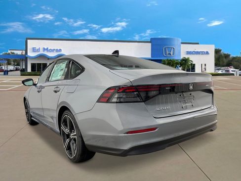 New 2026 Honda Accord SE image 3