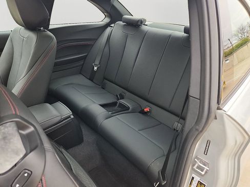 Used 2017 BMW 230i Coupe image 8