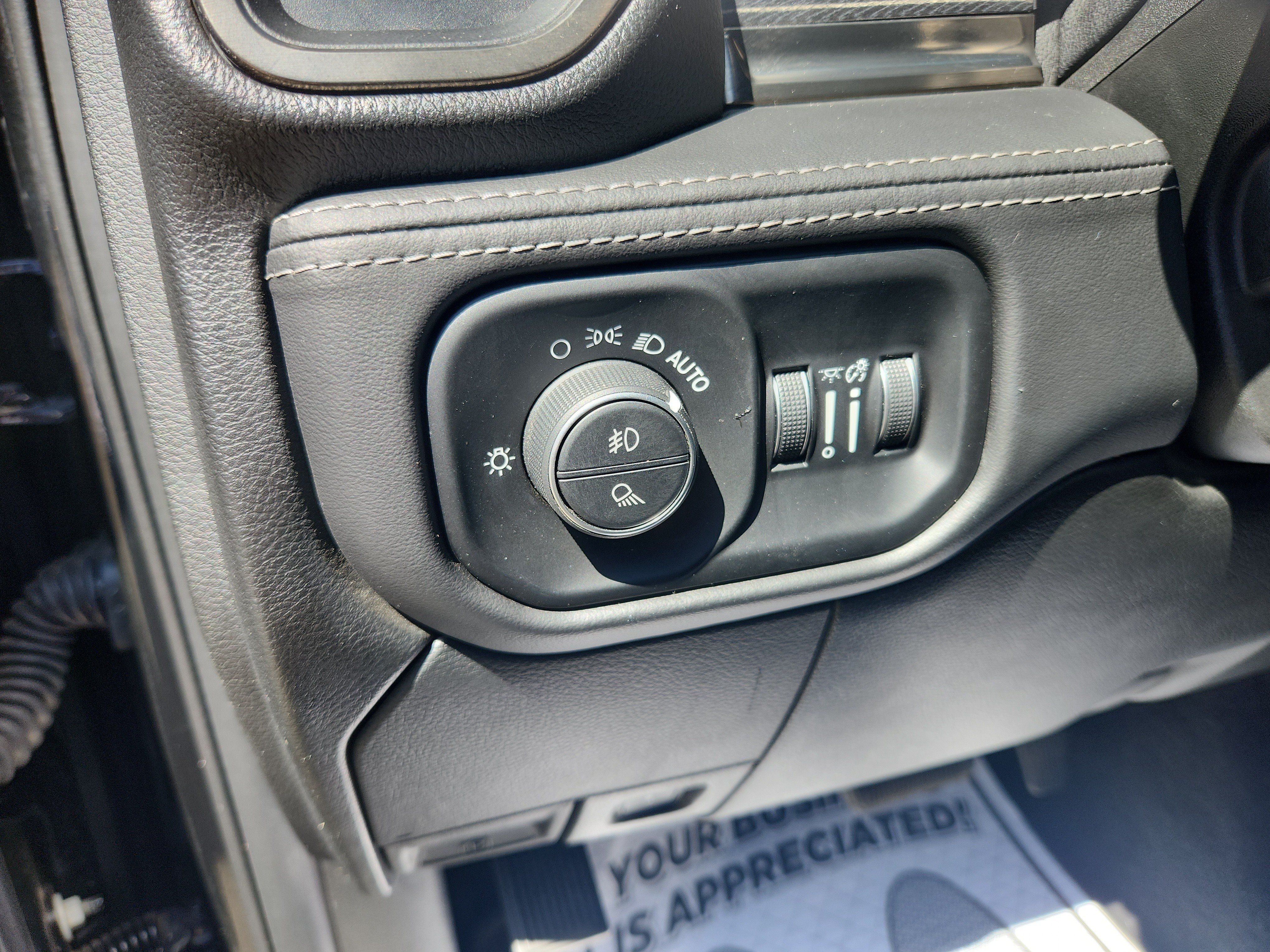 Used 2021 RAM 2500 Limited AWD/4WD image 17
