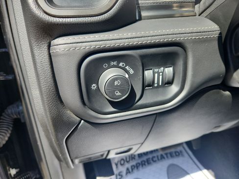 Used 2021 RAM 2500 Limited AWD/4WD image 17