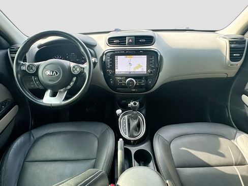 Used 2018 Kia Soul + w/ + Primo LIT Package FWD image 29
