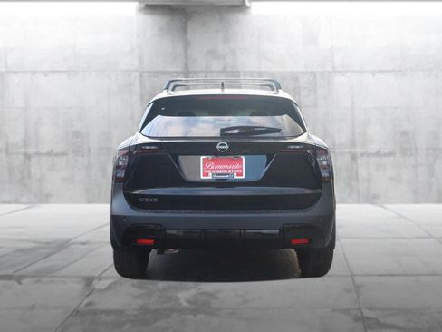 New 2026 Nissan Kicks SV w/ SV Premium Package image 6