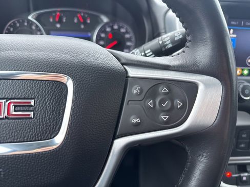 Used 2022 GMC Terrain SLT image 27