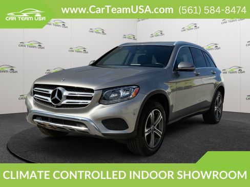 Used 2019 Mercedes-Benz GLC 300 GLC 300 w/ Parking Assistance Package image 1