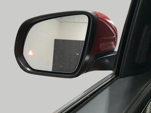 Used 2024 Mercedes-Benz GLE 450 4MATIC image 18