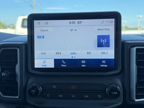 Used 2022 Ford Bronco Sport Outer Banks w/ Tech Package AWD/4WD image 21