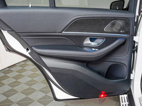 New 2026 Mercedes-Benz GLE 580 4MATIC image 24