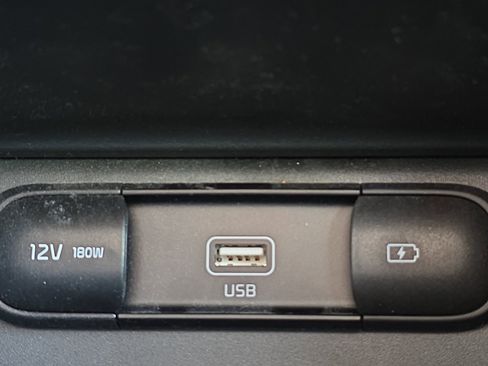 Used 2020 Kia Telluride SX w/ SX Prestige Package image 18