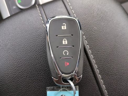 Used 2025 Chevrolet Blazer LT FWD image 27