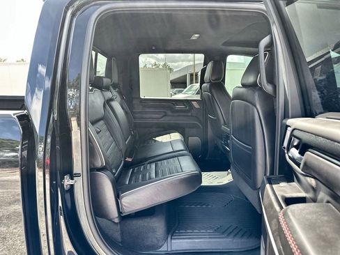 Certified 2025 GMC Sierra 2500 AT4X w/ AT4X AEV Edition image 27