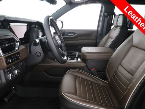 Used 2026 GMC Yukon XL Denali Ultimate AWD/4WD image 18