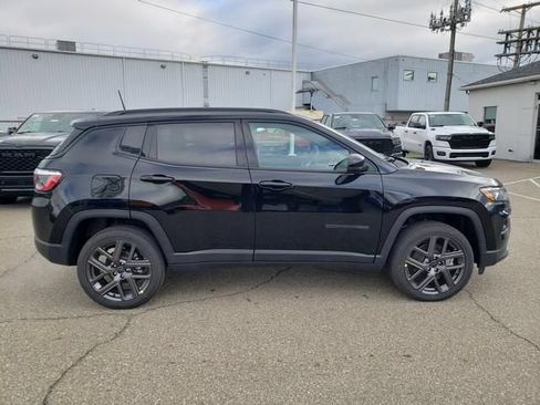 New 2026 Jeep Compass Limited AWD/4WD image 10