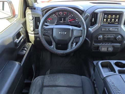 Used 2019 Chevrolet Silverado 1500 Custom Trail Boss w/ Custom Convenience Package image 18