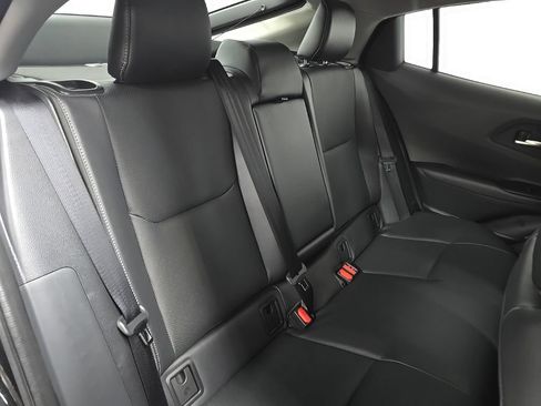 Used 2024 Toyota Prius XLE AWD/4WD image 18