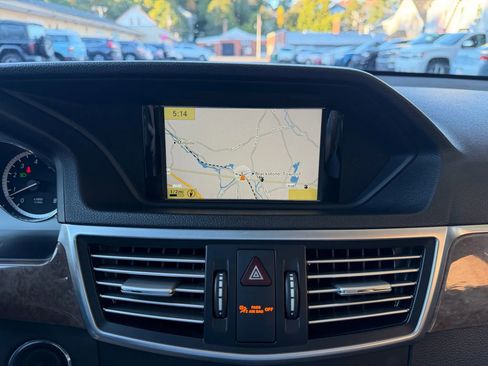 Used 2012 Mercedes-Benz E 350 4MATIC Sedan image 48