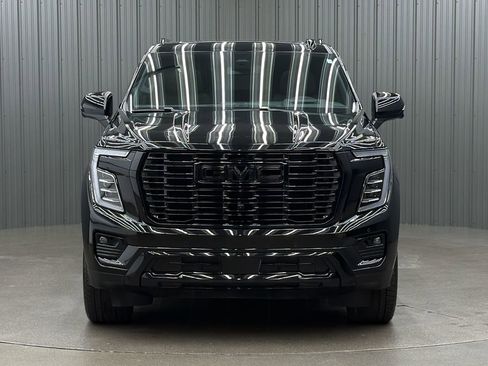 Used 2026 GMC Yukon XL Denali w/ Sun & Power Step Package AWD/4WD image 8