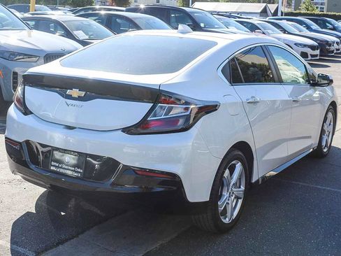 Used 2017 Chevrolet Volt LT w/ Comfort Package image 4