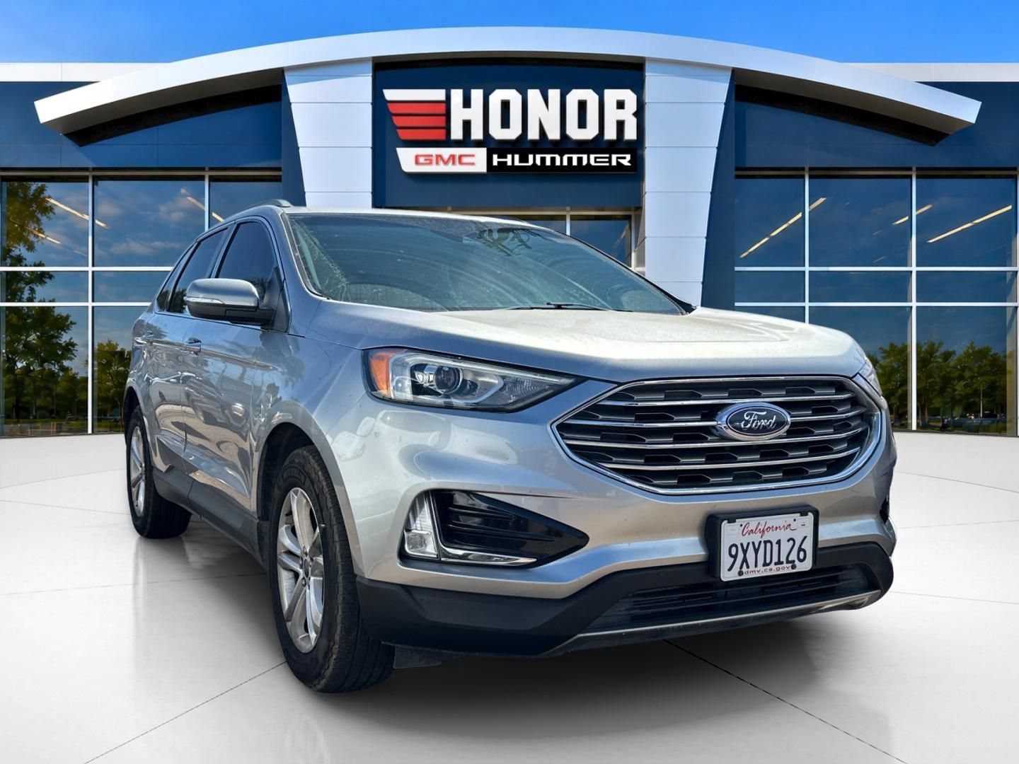 Used 2020 Ford Edge SEL FWD image 2