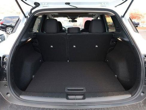 New 2026 Nissan Kicks SV w/ SV Premium Package FWD image 7