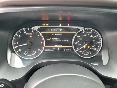 Used 2022 Nissan Rogue SV w/ SV Premium Package image 16