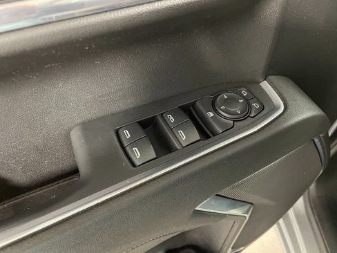 Used 2023 Chevrolet Silverado 1500 LT AWD/4WD image 19