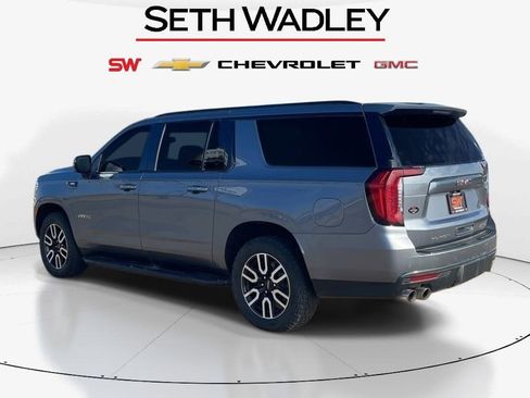 Used 2022 GMC Yukon XL AT4 w/ Max Trailering Package image 5