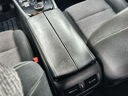 Used 2023 Nissan Rogue SV AWD/4WD image 21