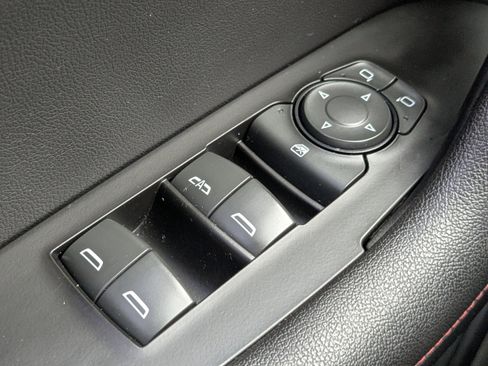 Used 2020 Chevrolet Blazer RS image 26