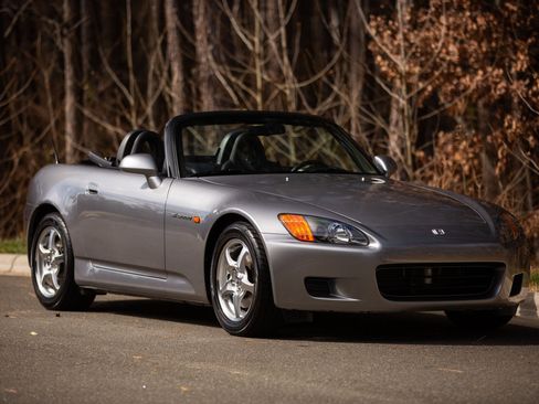 Used 2001 Honda S2000 image 1