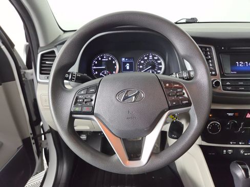 Used 2018 Hyundai Tucson SE AWD/4WD image 25