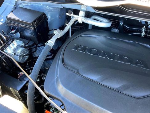 Used 2024 Honda Odyssey Touring image 32