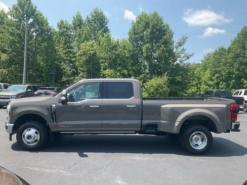 New 2026 Ford F350 King Ranch w/ Chrome Package AWD/4WD image 8